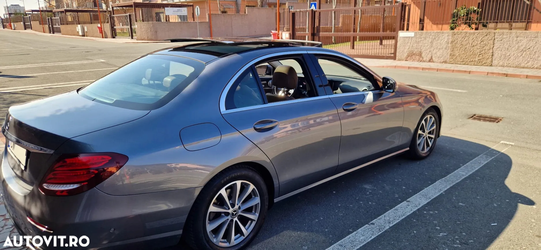Mercedes-Benz E 200 d Aut. - 2