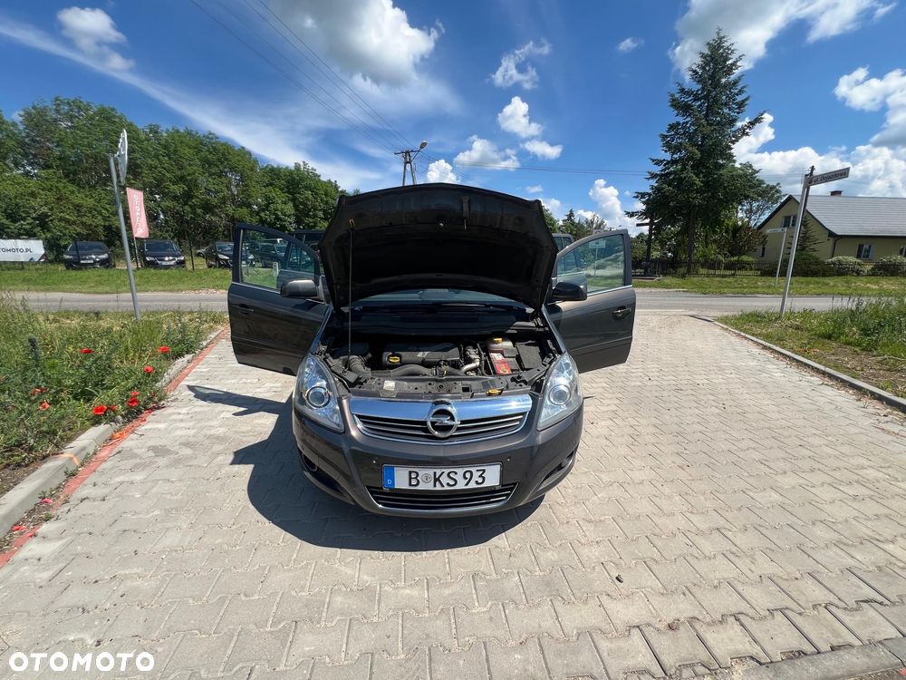 Opel Zafira - 19