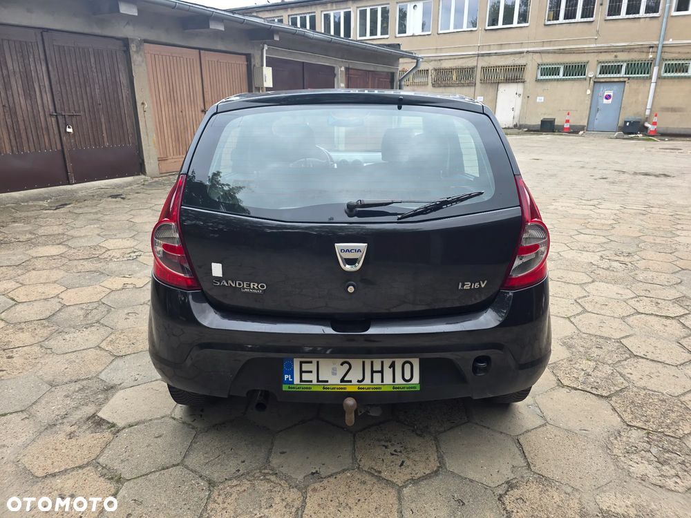 Dacia Sandero - 4