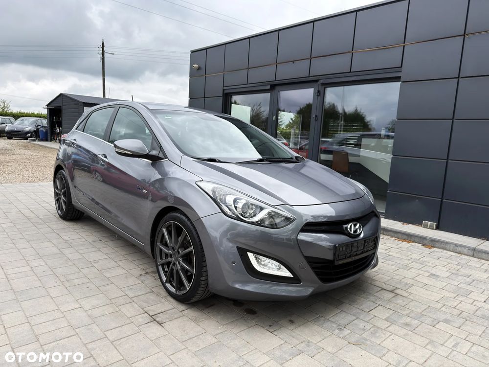 Hyundai i30 1.6 GDI Premium - 17