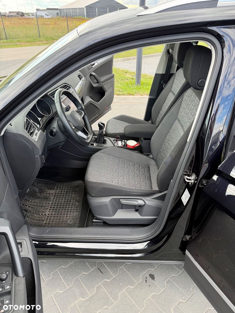 Volkswagen Tiguan - 18