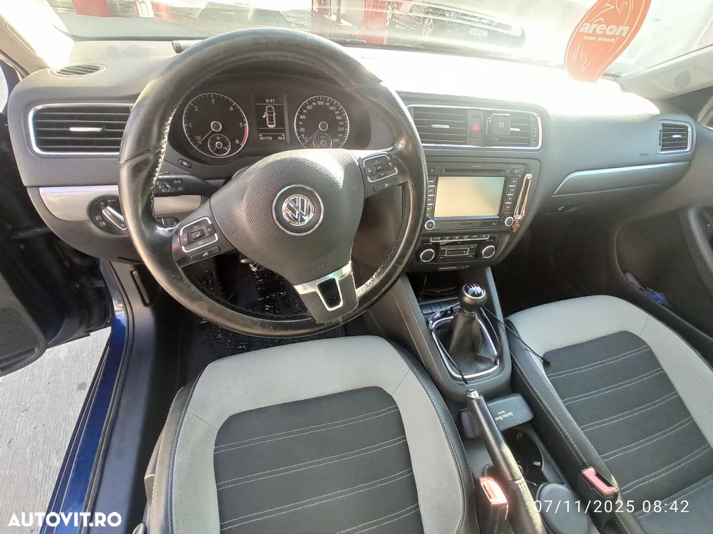 Volkswagen Jetta 1.6 TDI DPF Comfortline - 7
