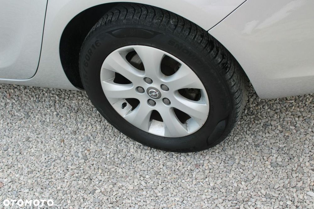 Opel Astra - 10
