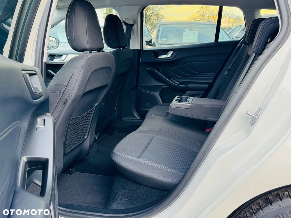 Ford Focus 1.5 EcoBlue STart-Stopp-System TITANIUM - 26