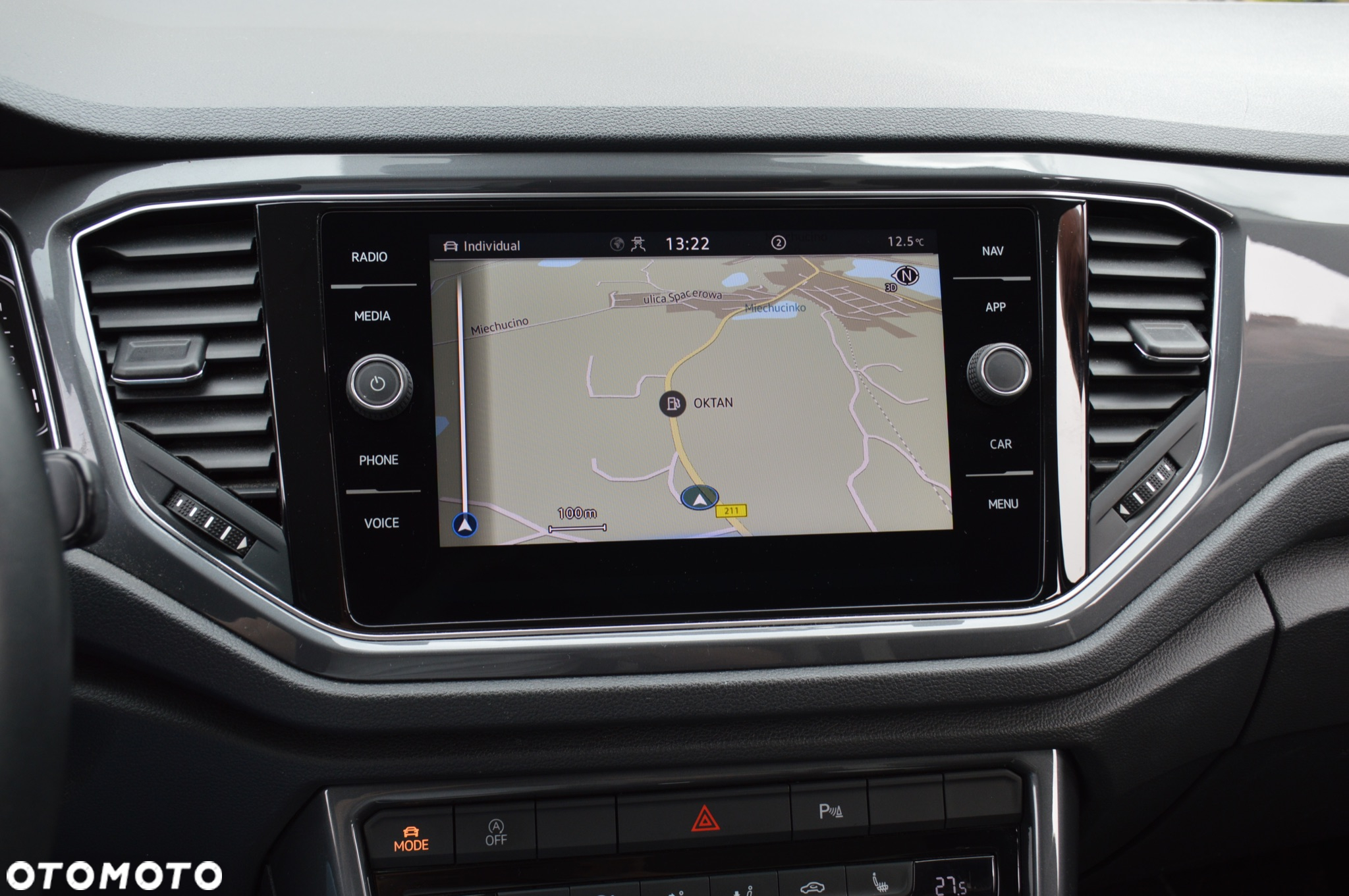 Volkswagen T-Roc 2.0 TDI SCR DSG Sport - 16