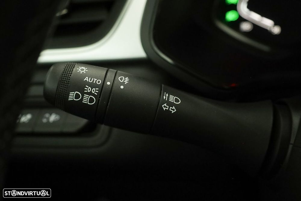 Renault Captur 1.0 TCe Techno Bi-Fuel - 17