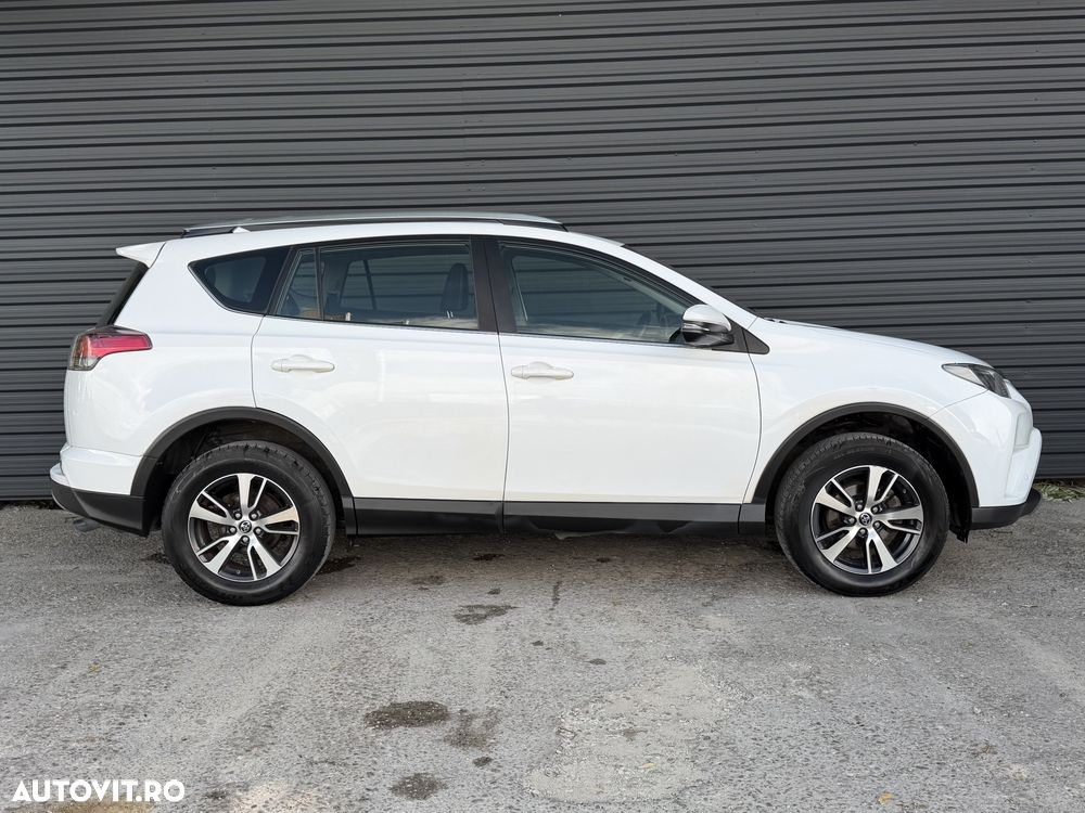 Toyota RAV4 2.0 D-4D 4x2 Start-Stop Edition-S - 31