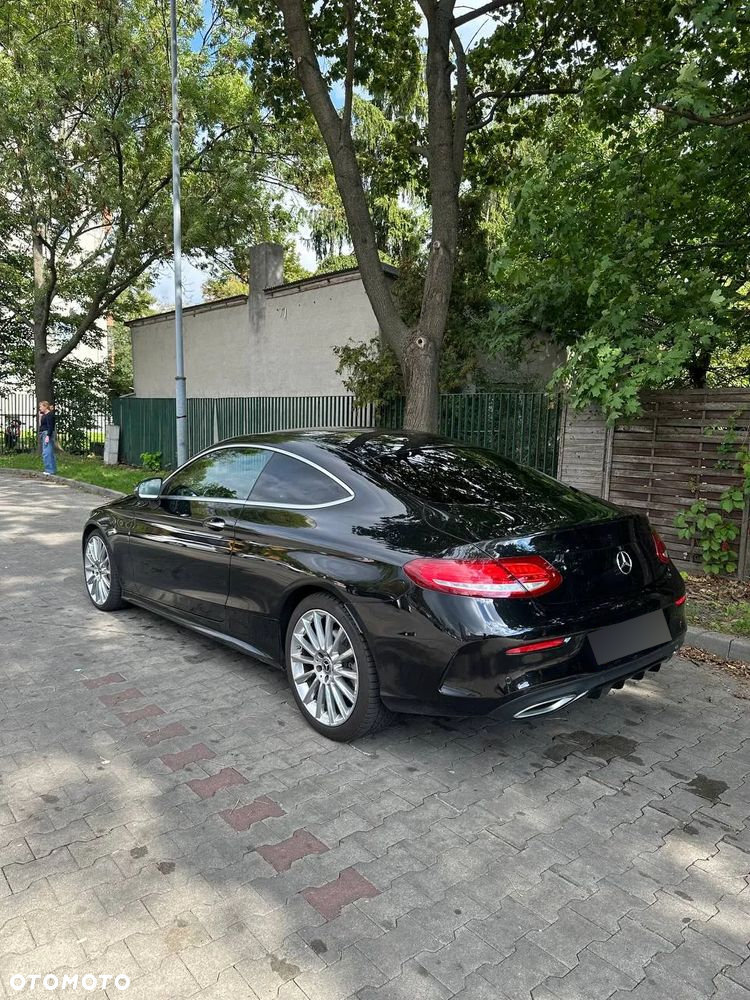 Mercedes-Benz Klasa C 220 d Coupe 9G-TRONIC AMG Line - 4