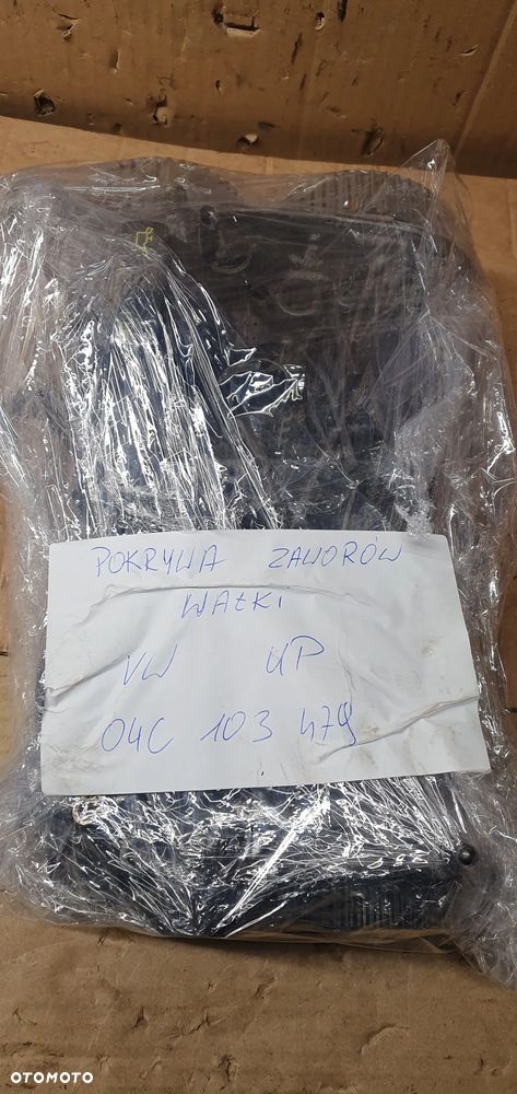 Pokrywa zaworów dekiel wałki rozrządu VW UP 1.0 04C103479 - 11