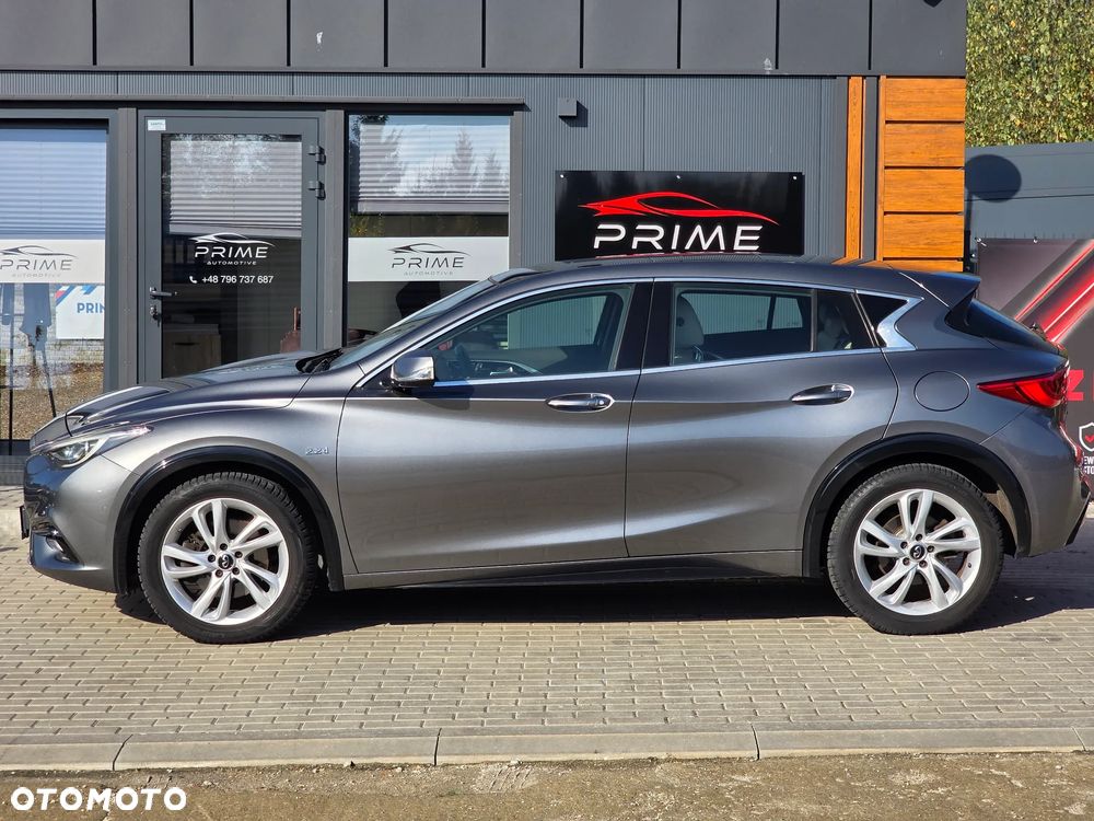Infiniti Q30 2.2d Premium Tech 7DCT - 12