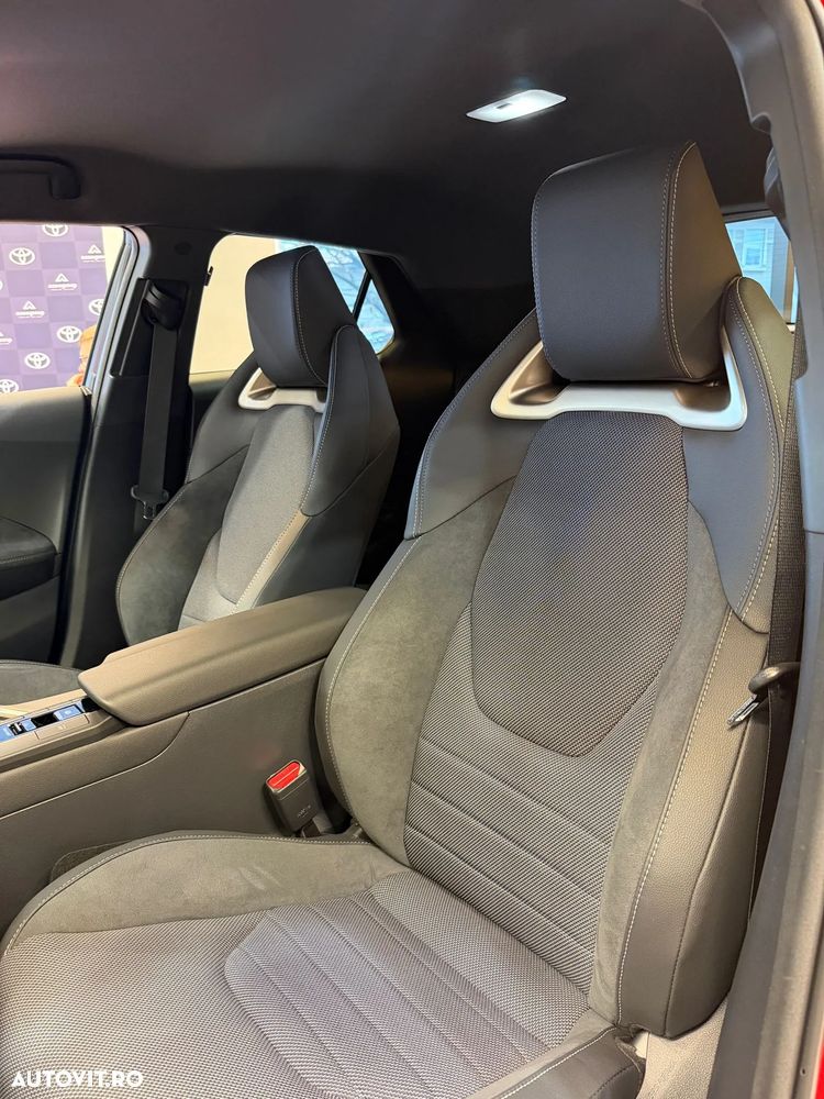 Toyota C-HR 1.8 HEV 140 CP 4x2 CVT Exclusive - 16