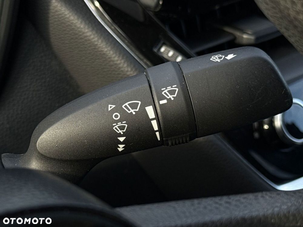 Toyota Corolla 1.6 Active EU6 - 18