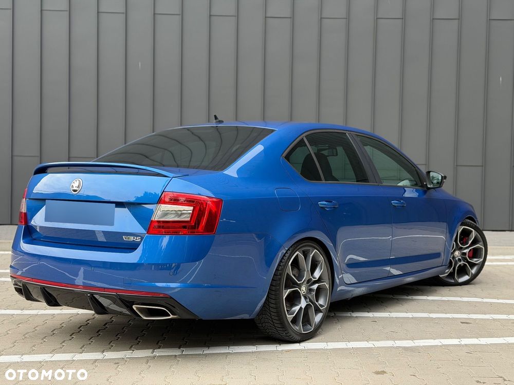 Skoda Octavia 2.0 TDI DSG RS - 13