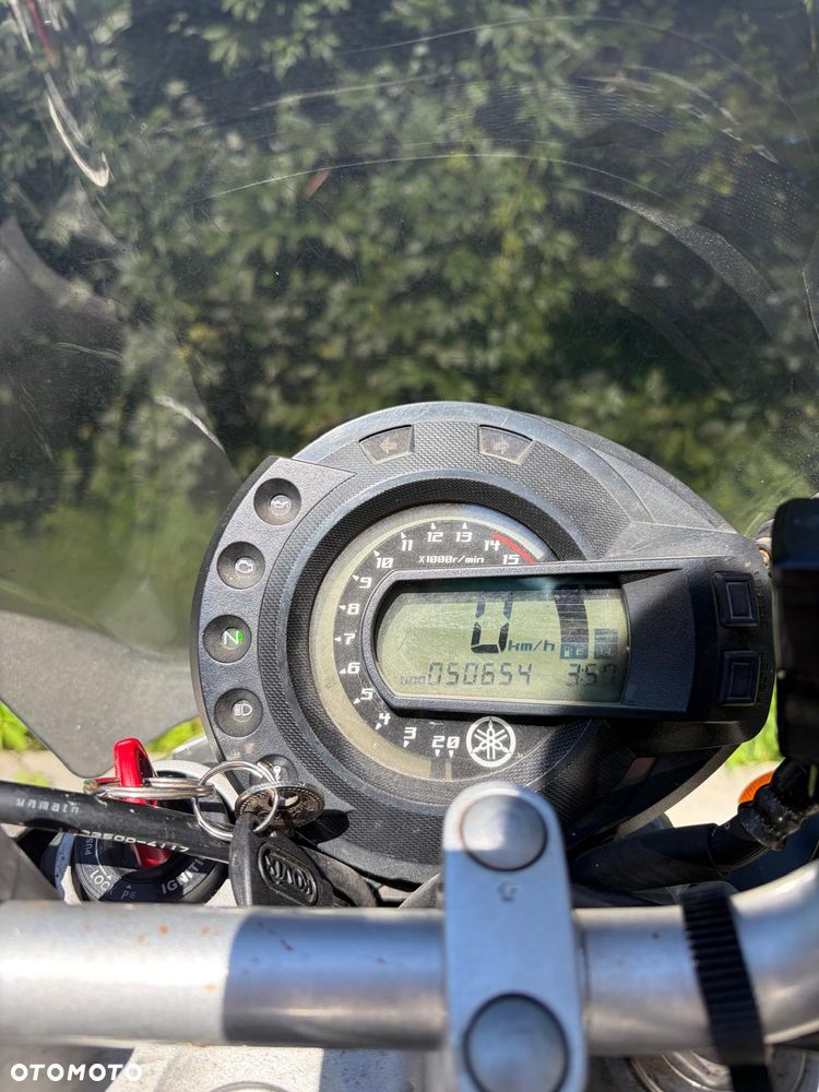 Yamaha FZ6 - 11