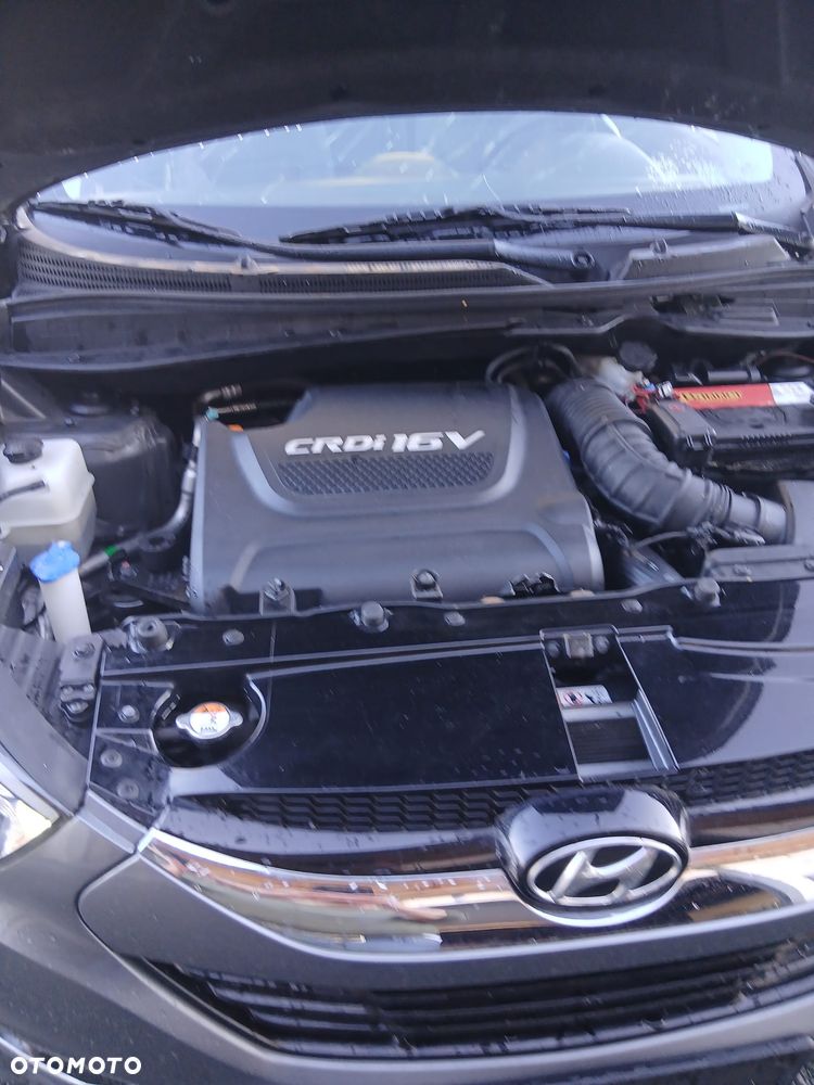 Hyundai ix35 2.0 CRDi 4WD Automatik Fifa World Cup Gold Edition - 25