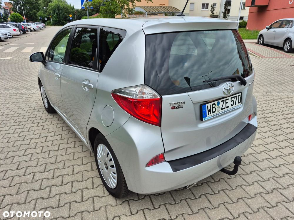 Toyota Verso S 1.33 VVT-i Comfort - 16