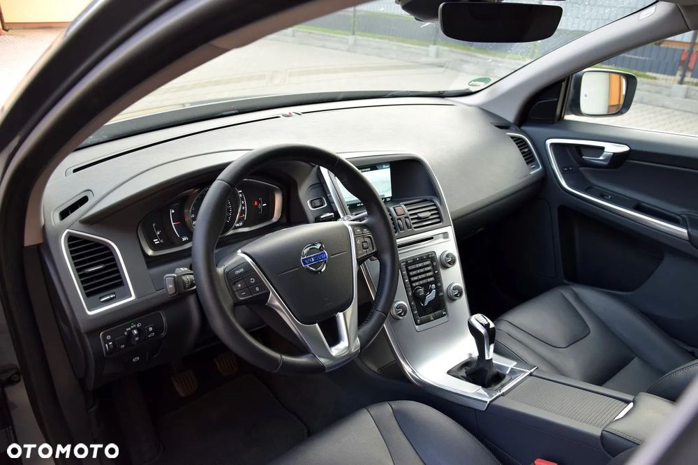 Volvo XC 60 D4 Summum - 14