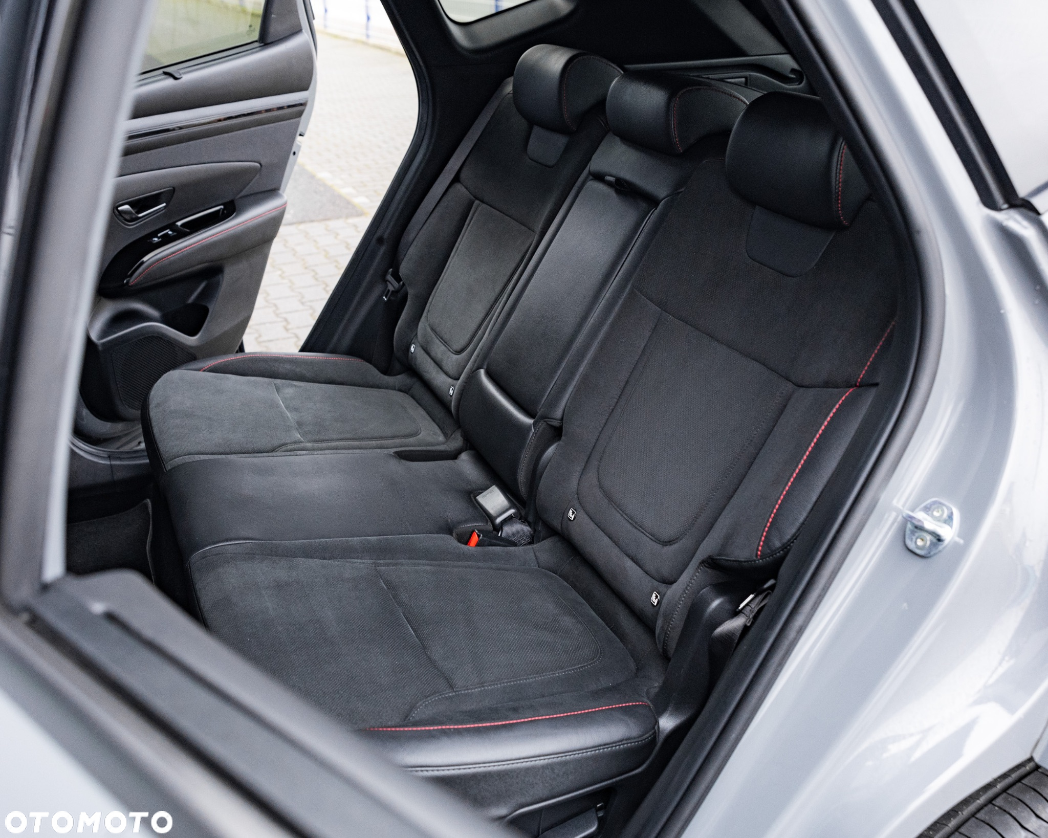 Hyundai Tucson 1.6 T-GDi HEV Platinum N Line 2WD - 33