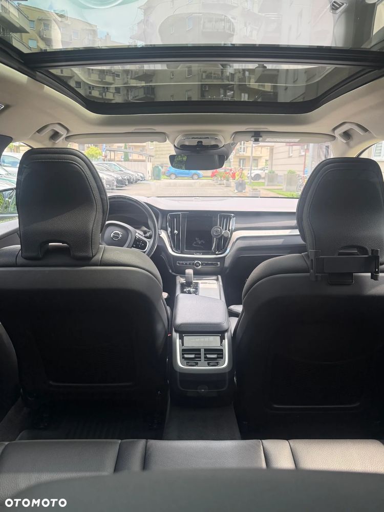 Volvo V60 B4 D Momentum Pro - 7