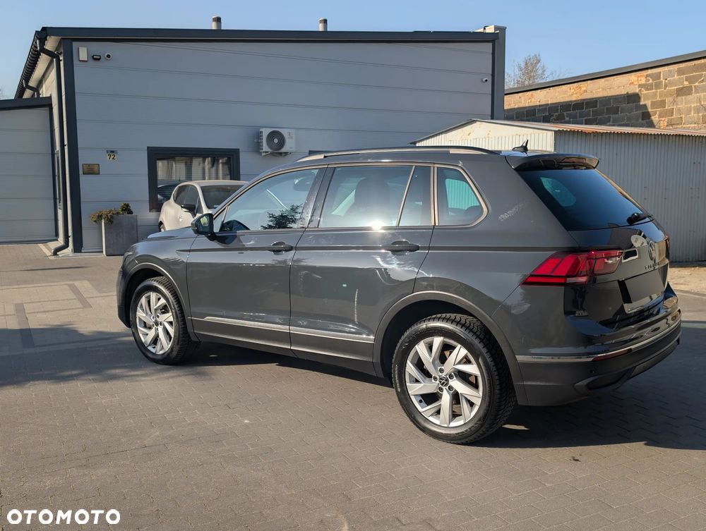 Volkswagen Tiguan 2.0 TSI 4Mot Life DSG - 6