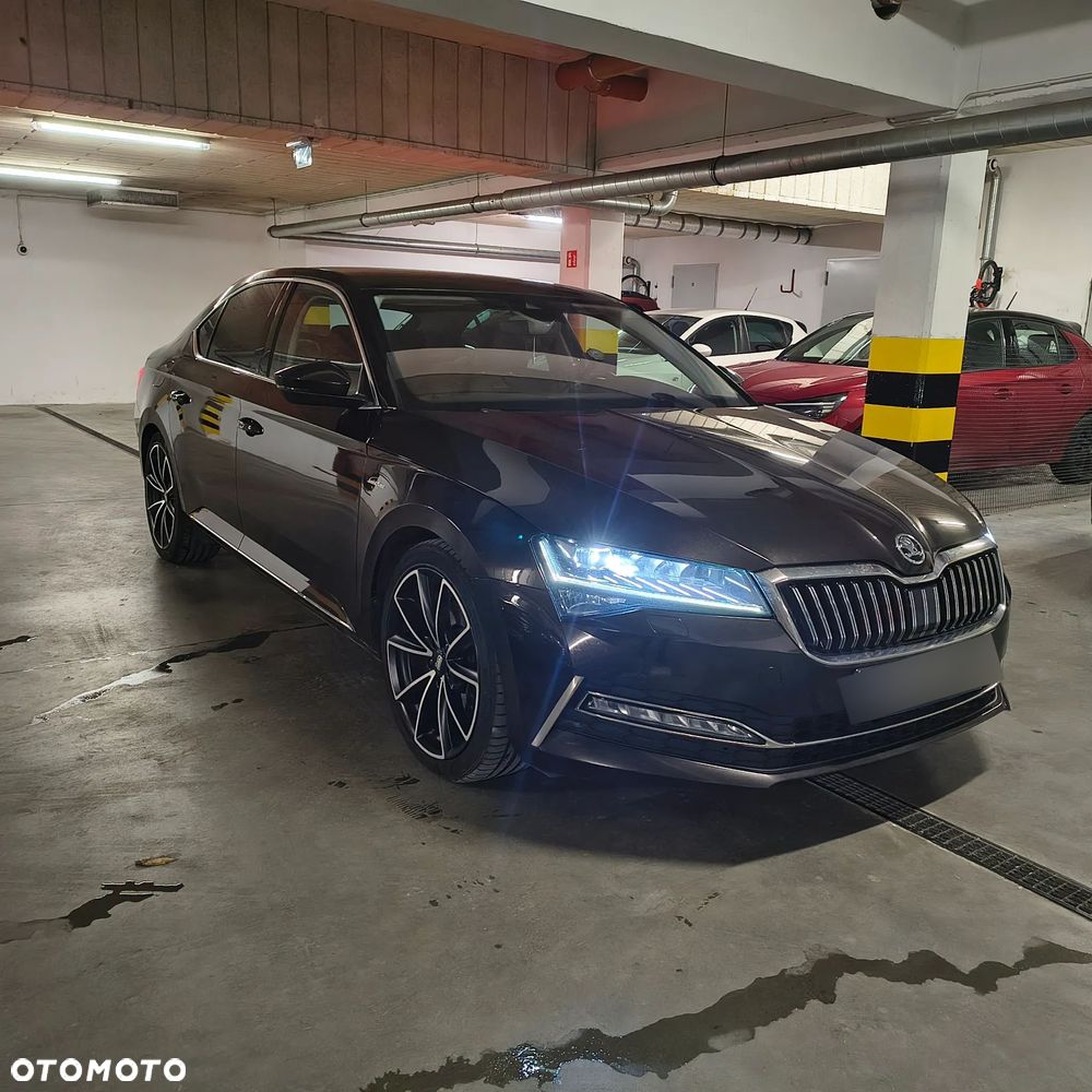 Skoda Superb 2.0 TDI L&K DSG - 2