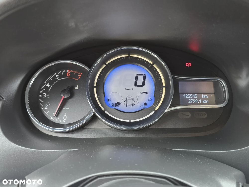 Renault Fluence 1.6 16V Limited - 11