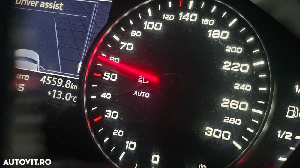 Audi A4 2.0 TDI S tronic - 12