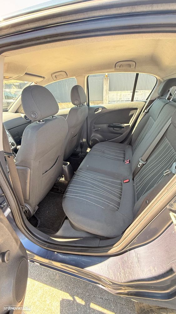 Opel Corsa 1.2 Enjoy - 14