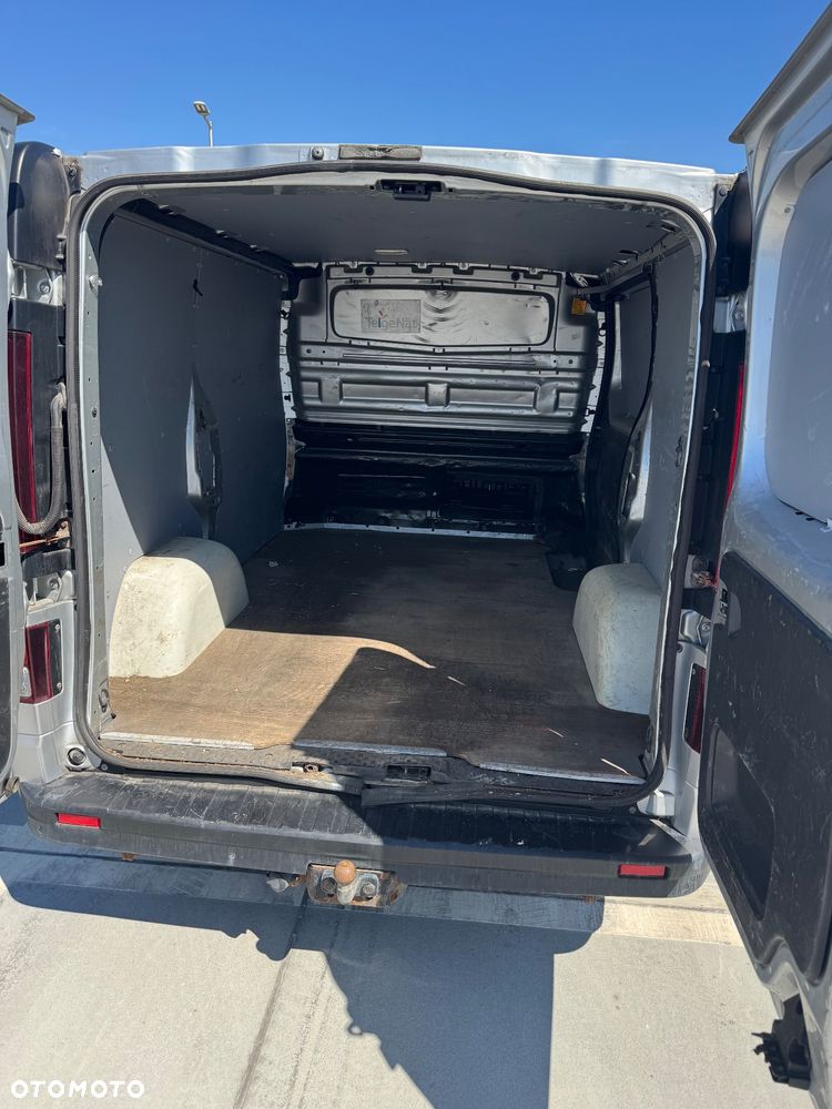 Opel Vivaro - 5