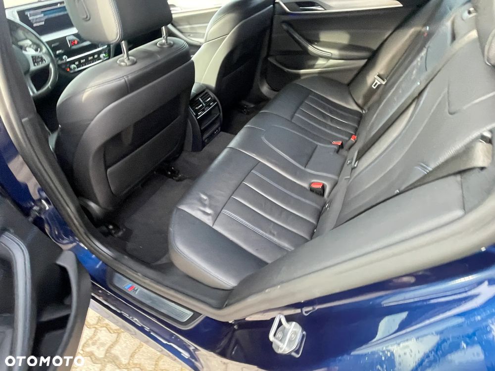BMW Seria 5 530d xDrive M Sport sport - 28