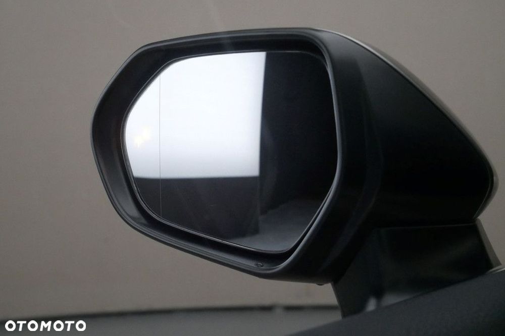 Toyota Camry 2.5 Hybrid Executive CVT - 34