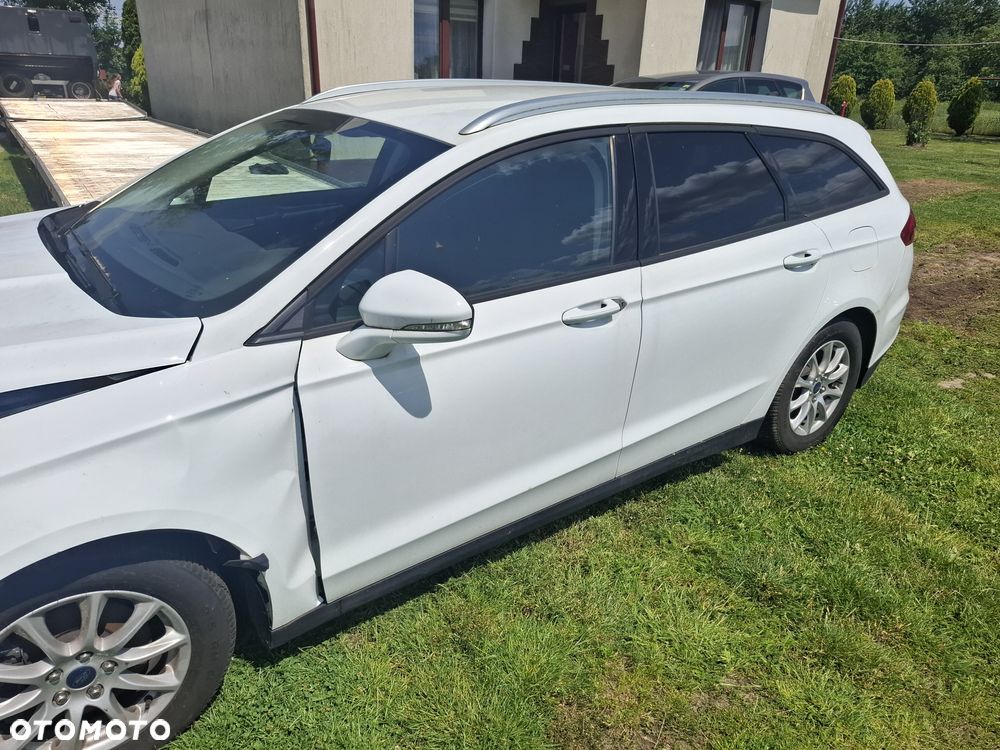 Ford Mondeo - 4