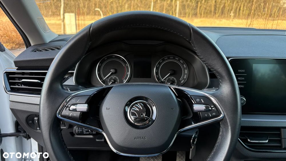 Skoda Kamiq 1.0 TSI Ambition DSG - 23