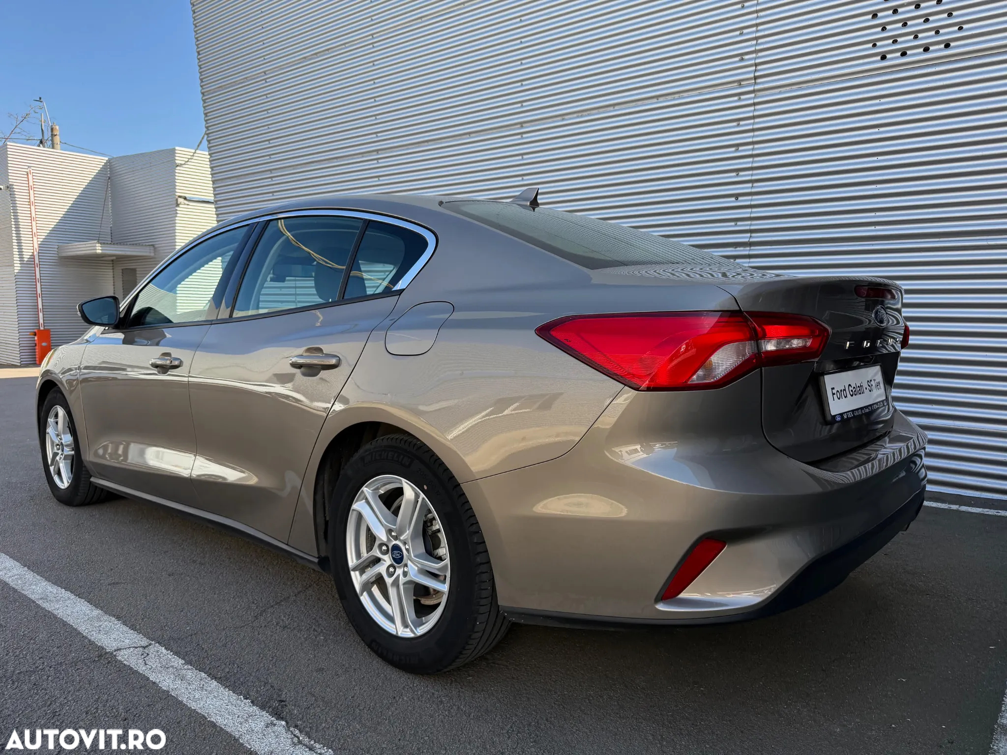 Ford Focus 1.0 EcoBoost Trend Edition - 18