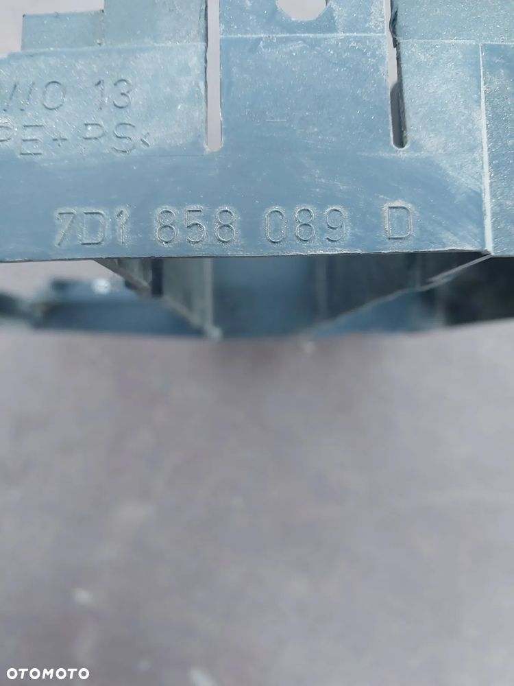Ramka w konsoli vw t4 7D1858089D - 2