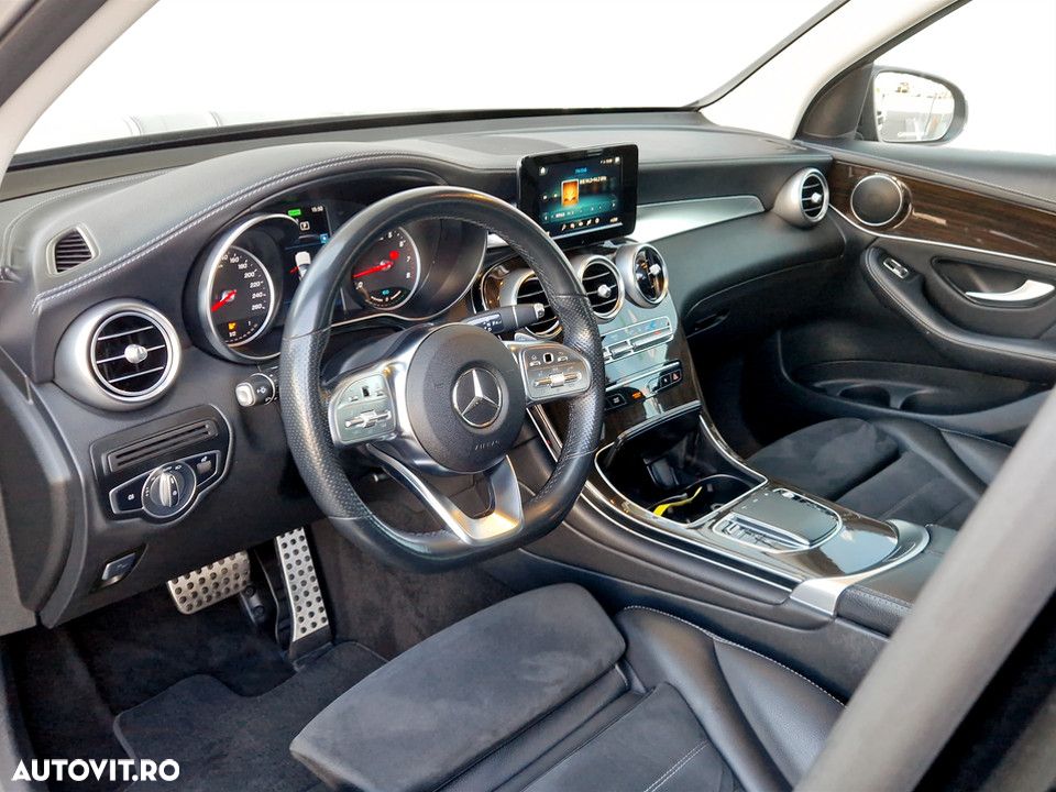 Mercedes-Benz GLC 300 4MATIC - 17