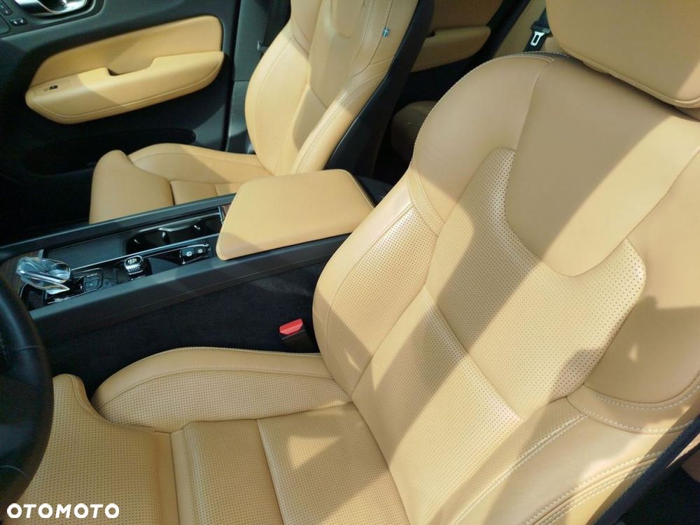 Volvo XC 60 - 12