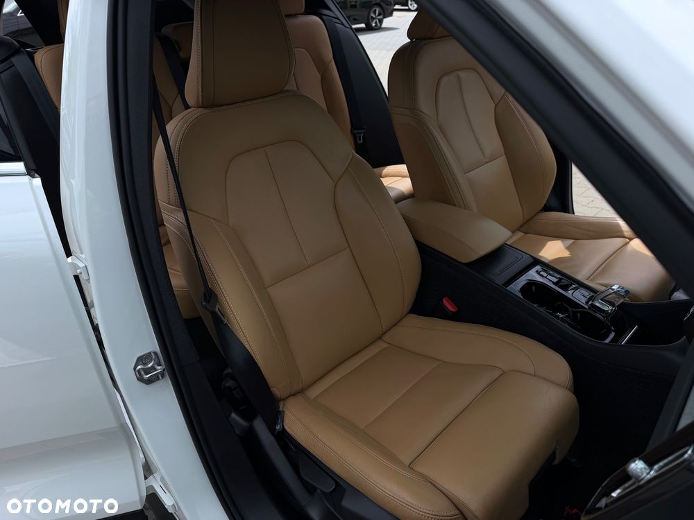 Volvo XC 40 - 34