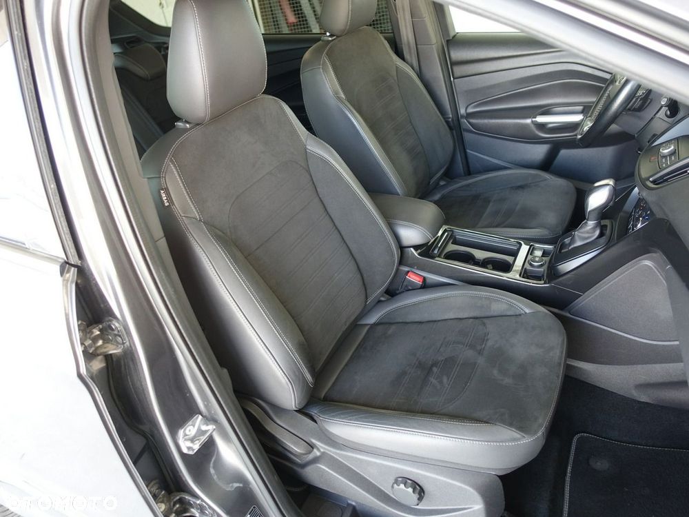 Ford Kuga 2.0 TDCi AWD ST-Line - 21
