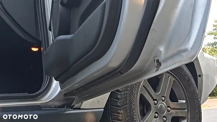 Jeep Commander 5.7 V8 Limited - 18