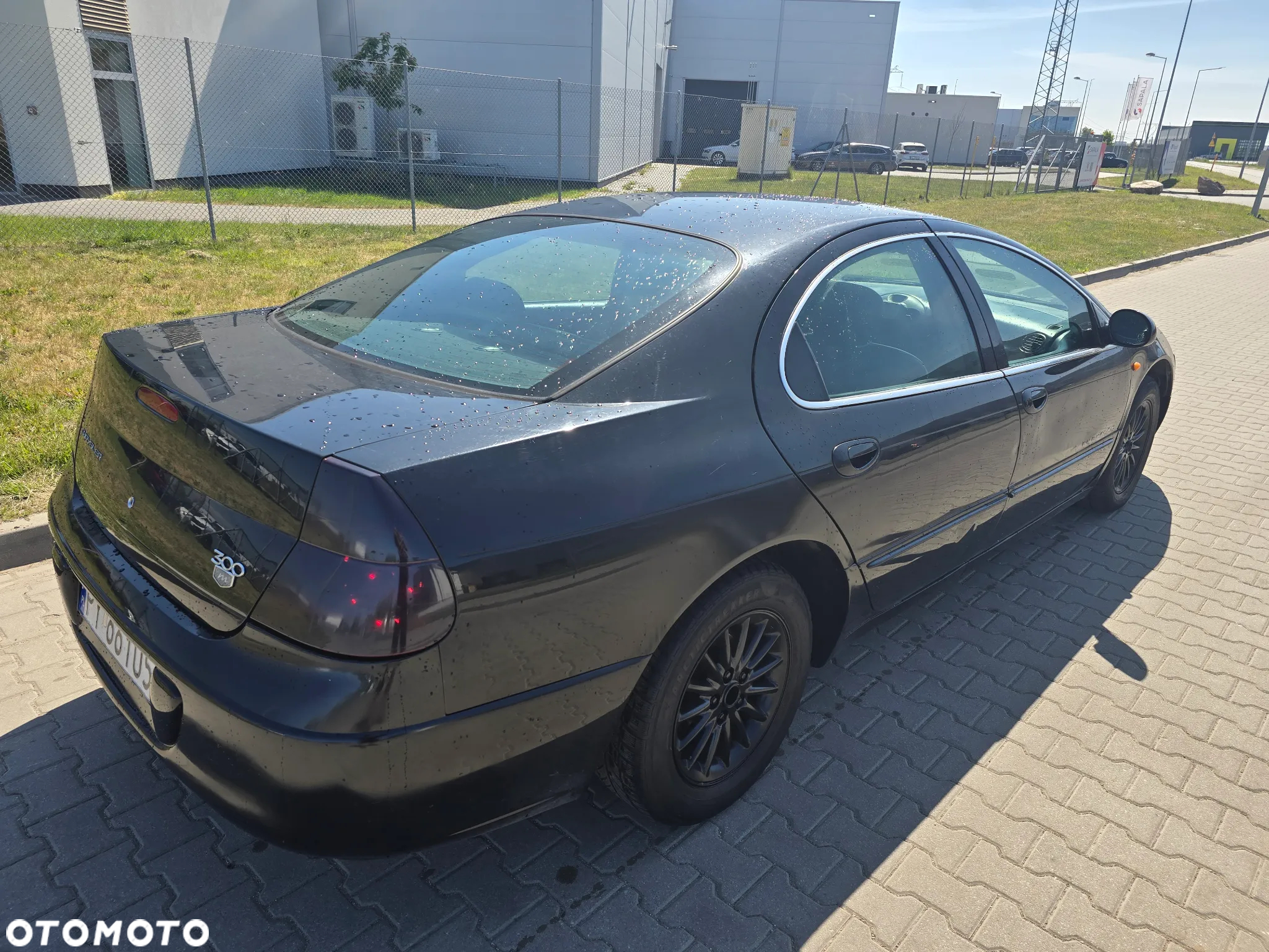 Chrysler 300M 2.7 - 2