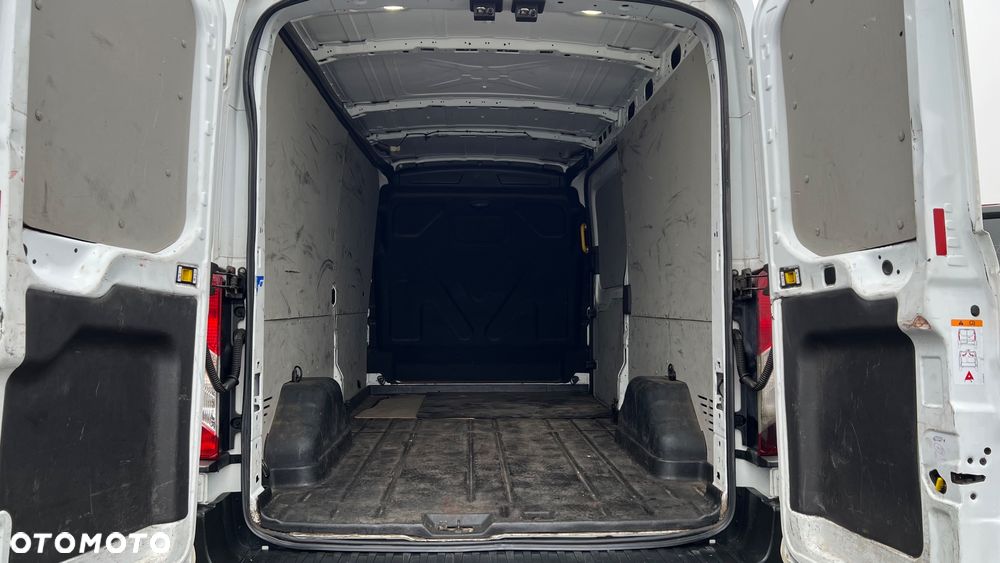 Ford Transit - 6