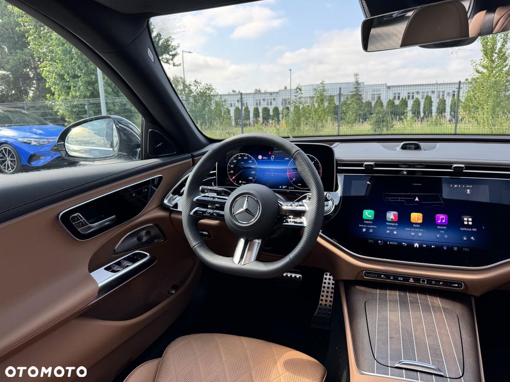 Mercedes-Benz Klasa E 220 d mHEV 4-Matic AMG 9G-Tronic - 14