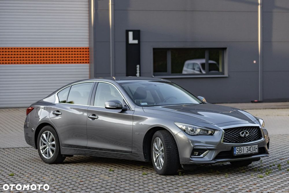 Infiniti Q50 2.0t Premium EU6 - 18