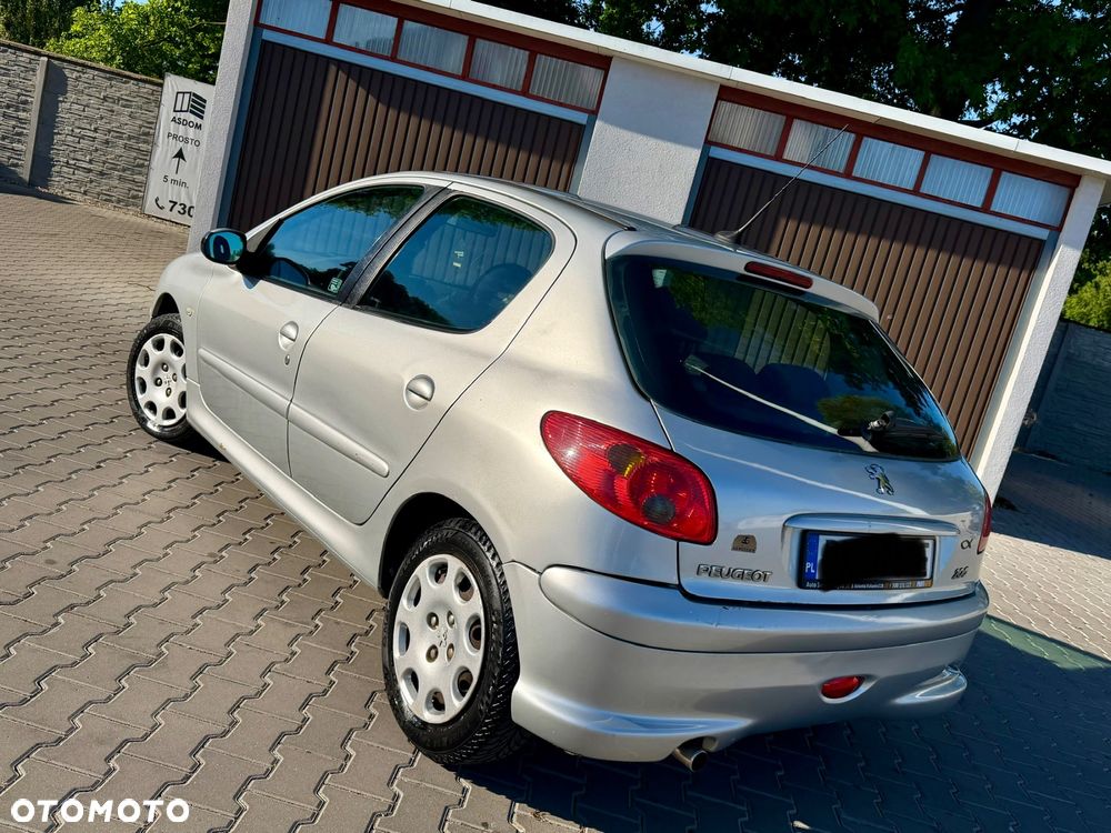 Peugeot 206 - 2