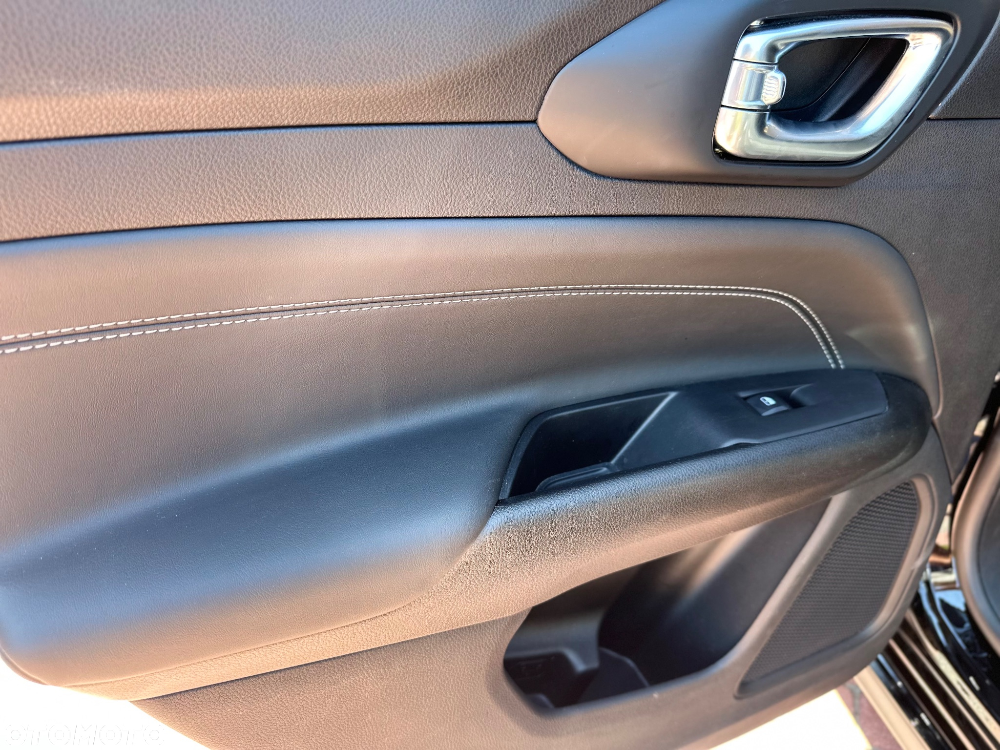 Jeep Compass 1.3 T4 4xe PLUG-IN HYBRID Automatik Limited - 20