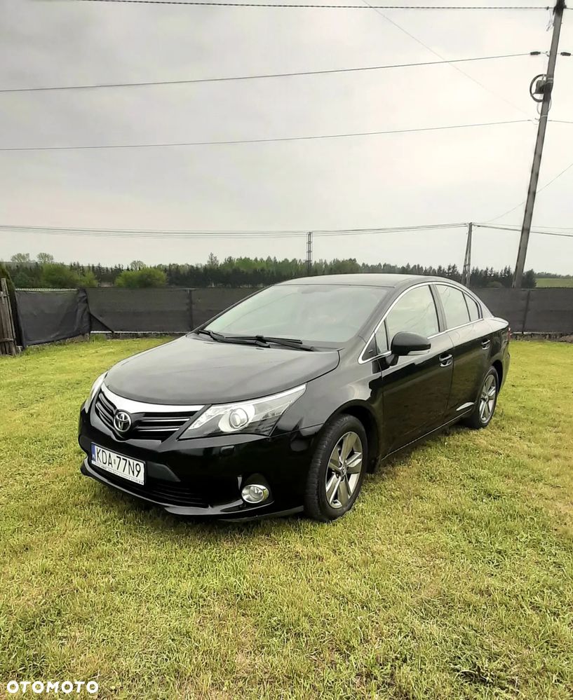 Toyota Avensis 1.8 Sol plus - 1