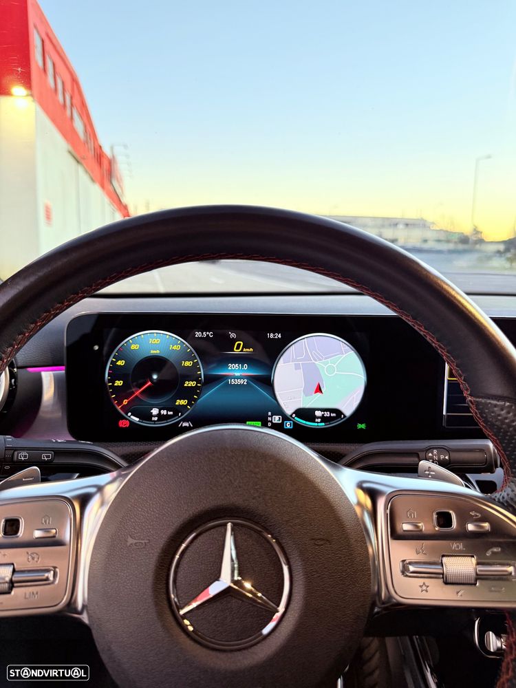 Mercedes-Benz A 250 e AMG Line - 3