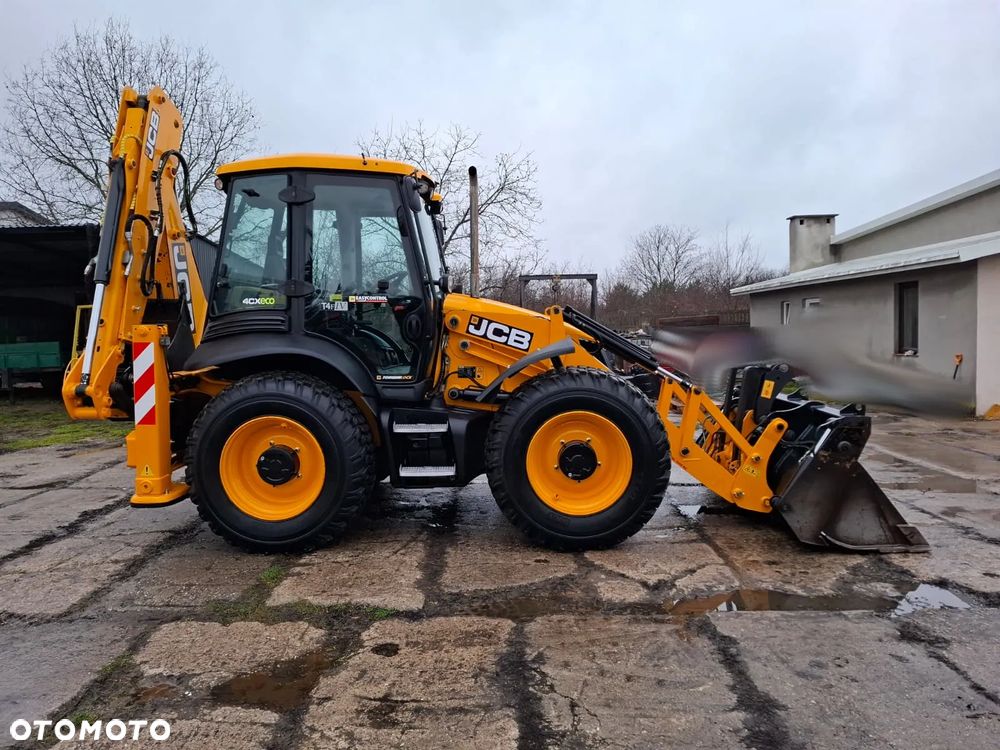 JCB 4CX - 4