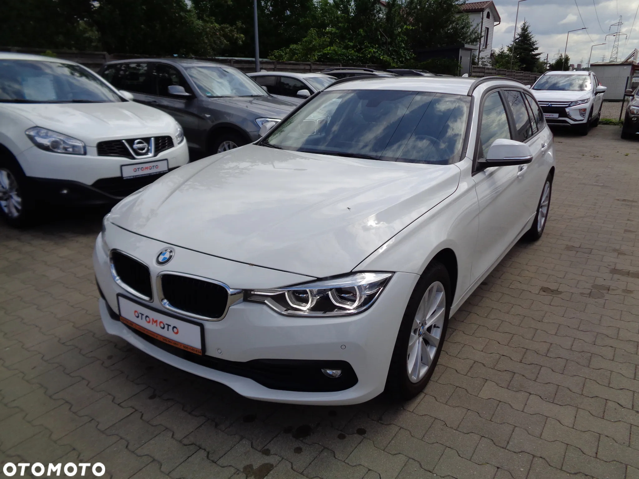 BMW Seria 3 320d Touring xDrive Sport Line - 2